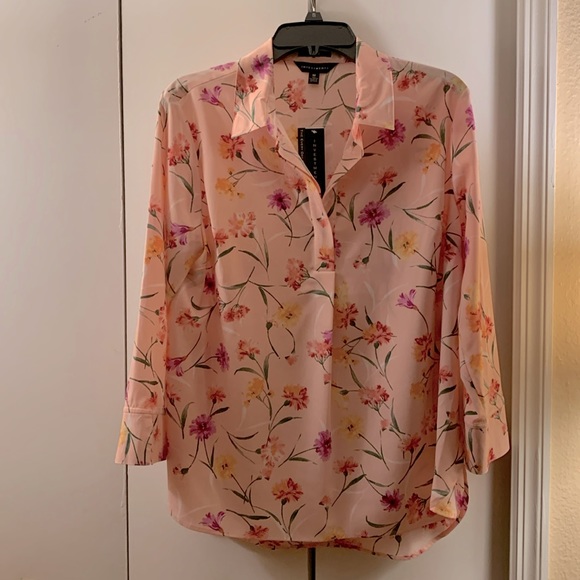 Investments Tops - Paige Investments NWT Pink Floral Popover Blouse